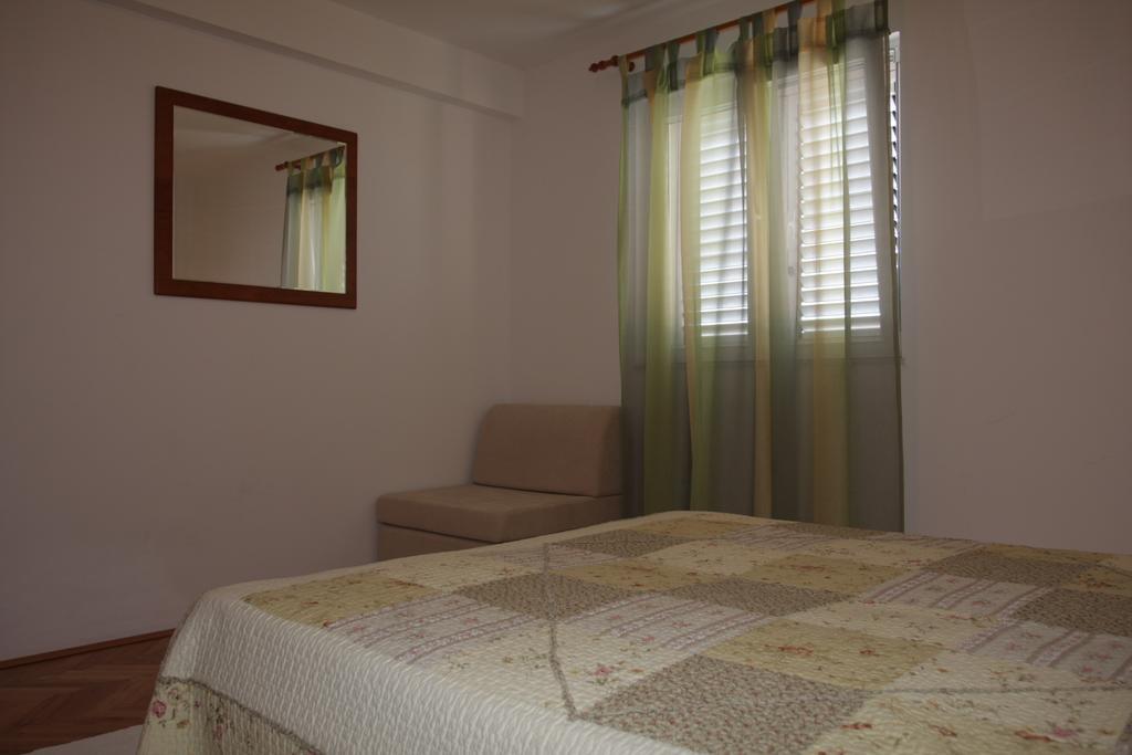 Apartments Ante Makarska Szoba fotó